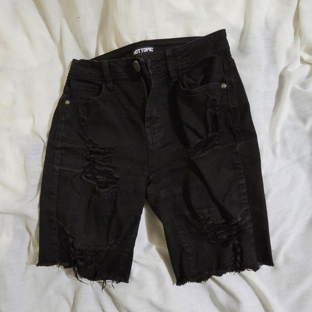 Hot Topic Distressed Black Khaki Shorts